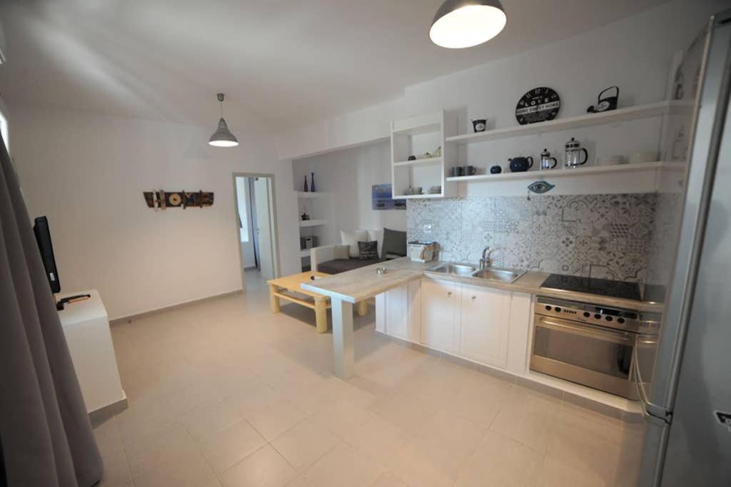 Mariannas House נאוסה